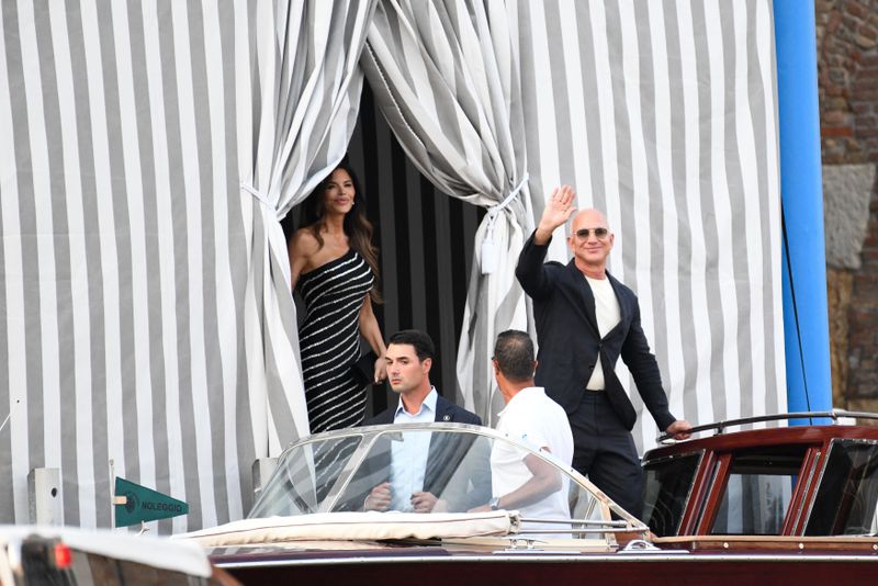 Lauren Sanchez si Jeff Bezos Venetia