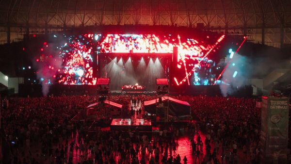 Bebe Rexha, Paris Hilton și Tommy Trumpet, show-uri incendiare la IntenCity, astăzi, 28 iunie 2025! Programul complet