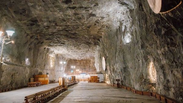 Situația Salinei Praid va fi discutată &icirc;n prima ședință CSAT din mandatul lui Nicușor Dan! Experții anunță că aceasta nu mai poate fi salvată