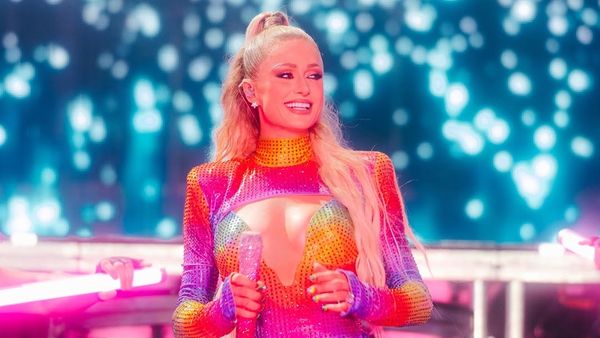 Roxana Blagu, fosta membră a trupei Trident, alături de Paris Hilton și Lia Olguța Vasilescu, primarul CRAIOVEI! Cum au fost surprinse acestea la INTENCITY 2025