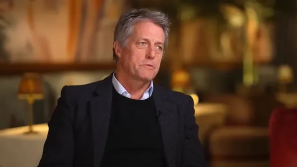 Hugh Grant a adormit lângă regina Camilla la Wimbledon, în timp ce Djokovic era pe teren. Cum a fost surprins celebrul actor de la Hollywood?