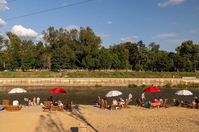 Ce poți face pe Plaja Grigorescu? 