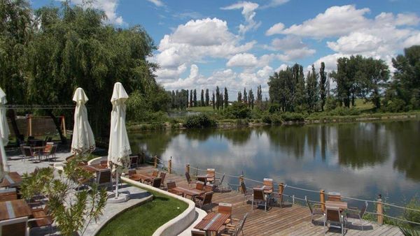 Preajba-Făcăi, paradisul ascuns la 10 km de CRAIOVA: ape liniștite și aer curat pentru weekenduri de neuitat