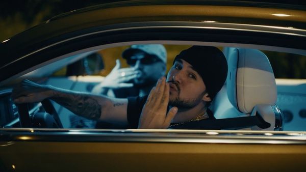 "AiAiAi" este piesa care a luat internetul  cu asalt în primele ore de la lansare. Mario Fresh și  Lazy Ed impresionaeză cu această colaborare