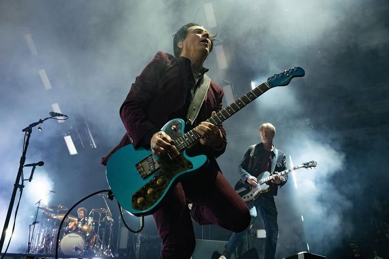 Queens of the Stone Age ajunge în sfârșit la Electric Castle 