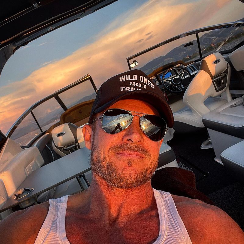 Ce averea avea Felix Baumgartner 