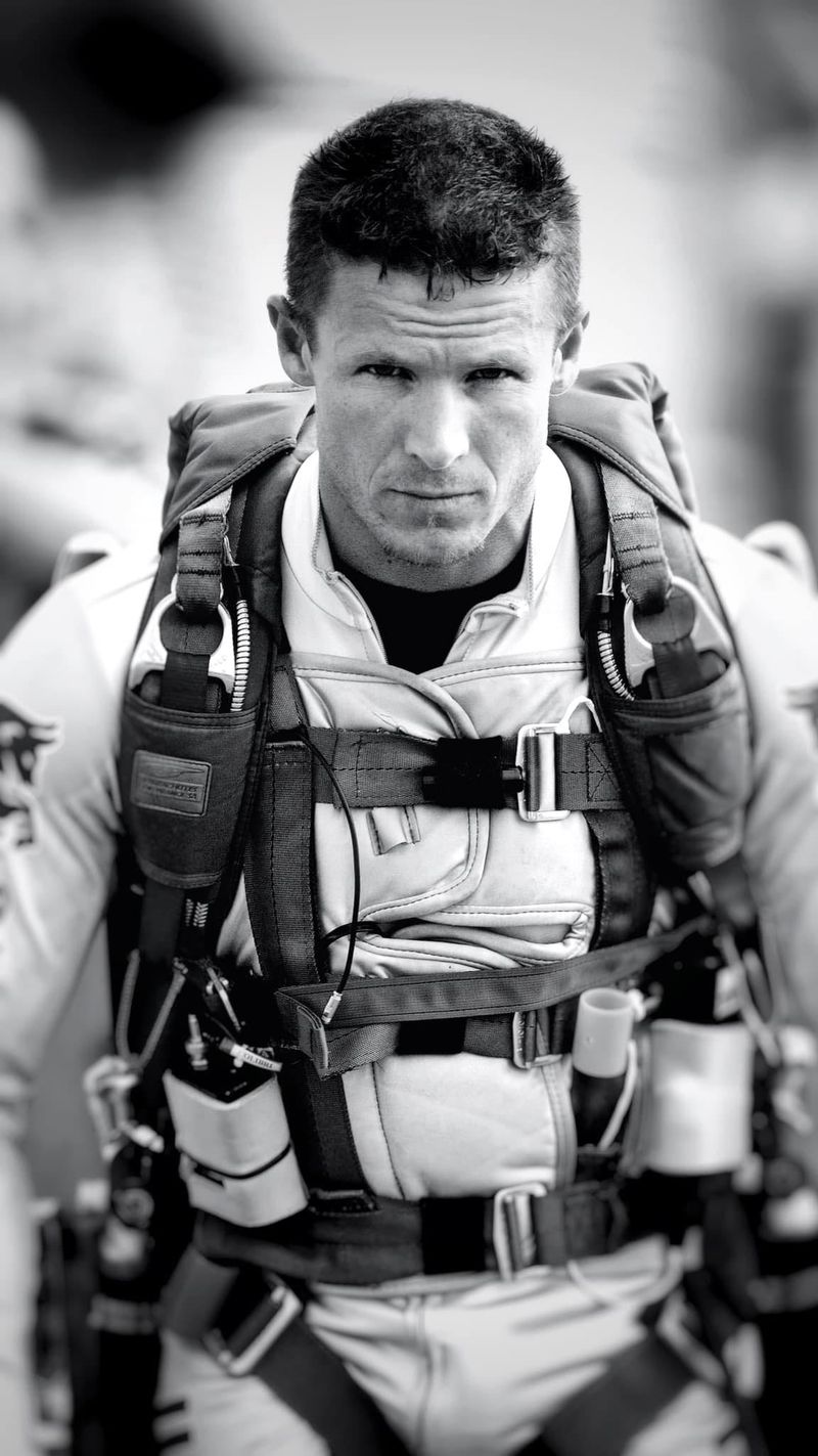 Imagini de la locul unde s-a prăbuşit cu parapanta Felix Baumgartner