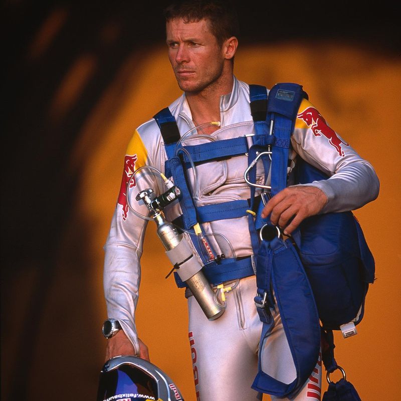 Imagini de la locul unde s-a prăbuşit cu parapanta Felix Baumgartner