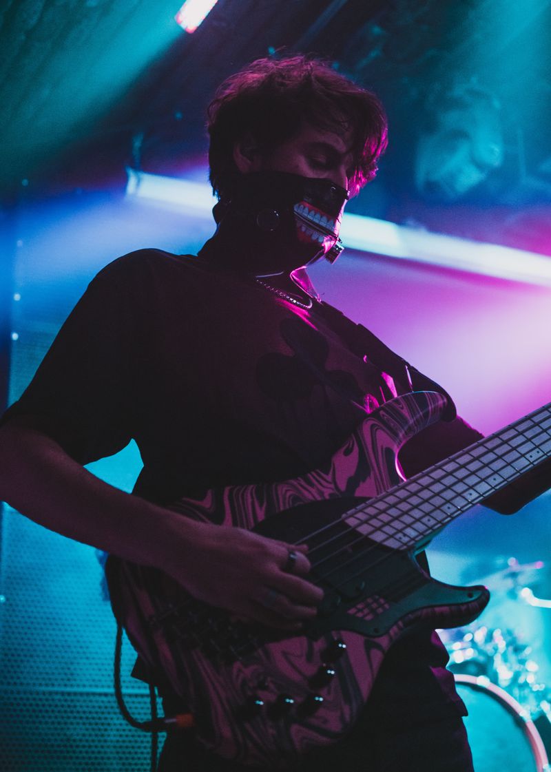 YUNGBLUD a invitat un fan pe scenă la Electric Castle. Cine este acesta? 