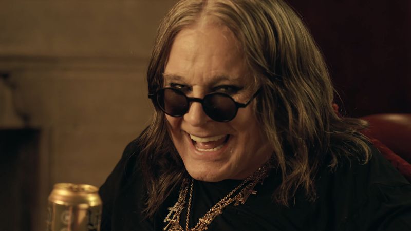 A murit Ozzy Osbourne! Solistul trupei Black Sabbath avea 76 de ani si sustinuse concertul sau de adio in urma cu o saptamana