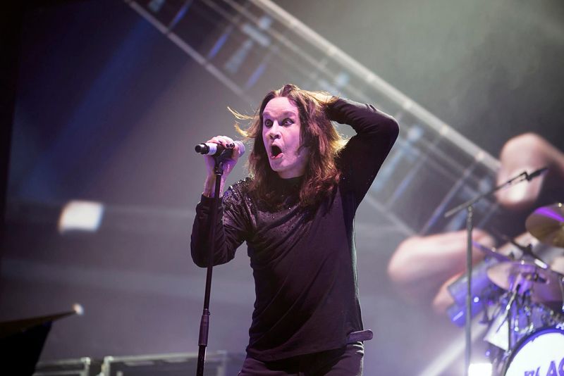 Ozzy Osbourne a murit