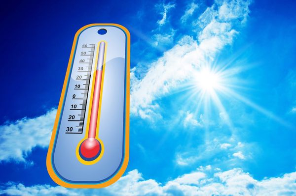 Averse torenţiale, vijelii puternice şi grindină, &icirc;ncep&acirc;nd de luni după-amiază! Care sunt zonele vizate?
