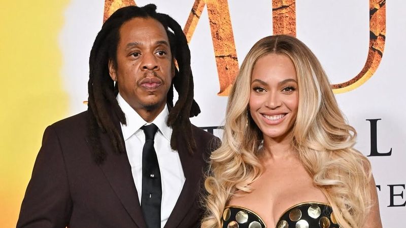 Donald Trump o acuză pe Beyoncé că a primit din partea democraţilor 11 milioane de dolari pentru a o susţine pe Kamala Harris