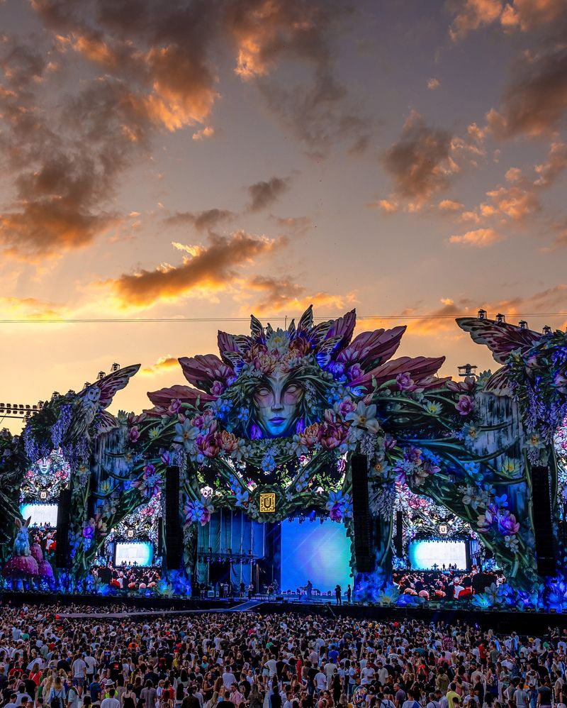 Vezi aici line-up-ul complet pentru Untold 2025 