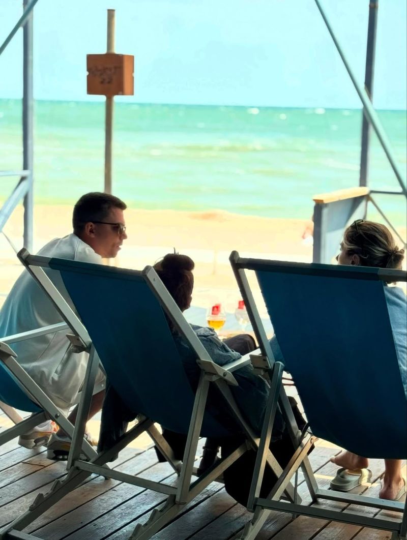 Vezi aici mesajul postat de clubul Expirat din Vama Veche 