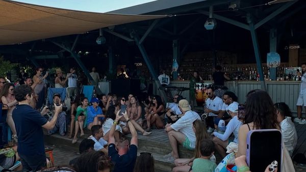 Celebrul club Expirat de pe litoral și-a pus fanii pe jar, d&acirc;ndu-le vestea-bomba: "Probabil va fi ultimul nostru an pe planeta Vama Veche..."