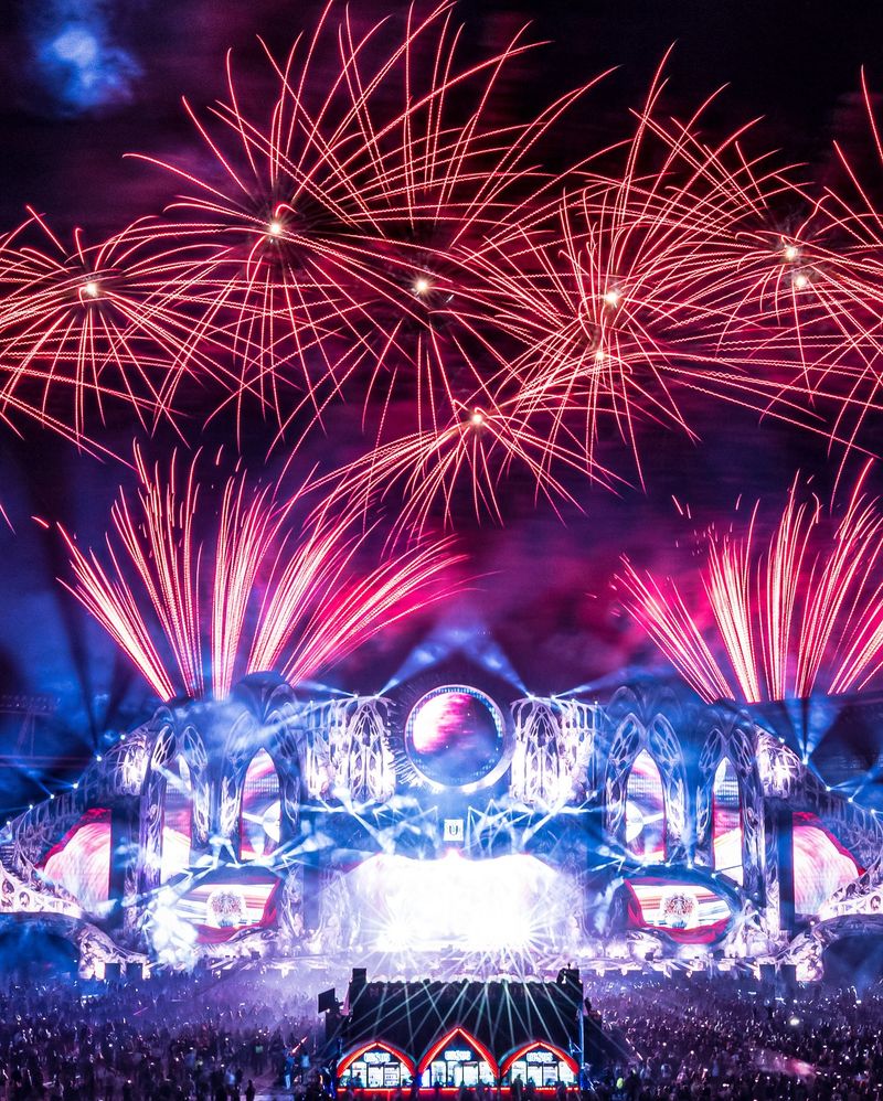 Mai sunt doar câteva zile până când va începe festivalul Untold 