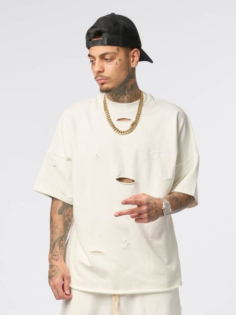 Albert NBN, artistul care a înjurat România pe scena Beach, Please! 