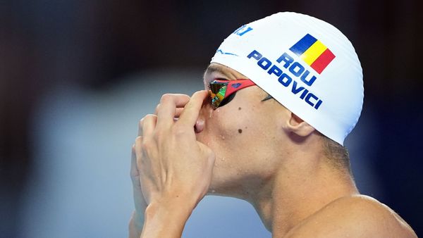 Anunțul făcut de David Popovici la întoarcerea în România! Ce are de spus după ce a câștigat două medalii de aur și a scris istorie la Singapore: ”Nicio şansă să mă retrag”