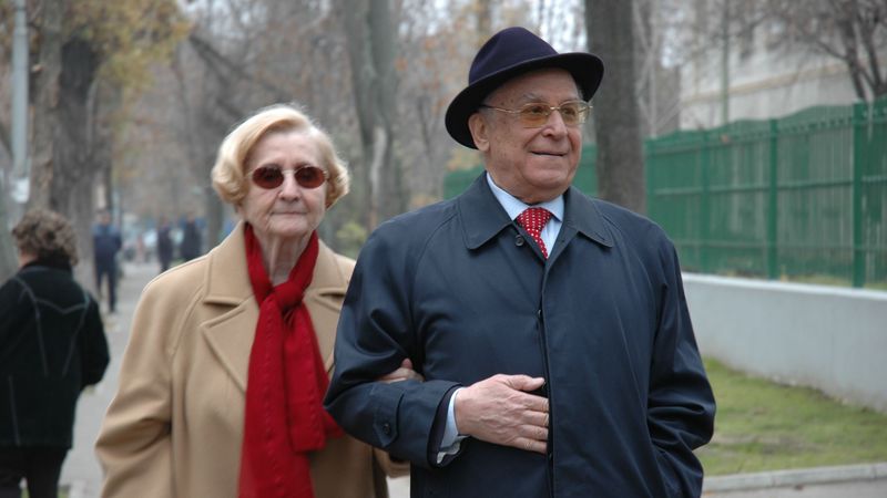 Povestea de dragoste dintre Nina și Ion Iliescu. Unde și cum s-au cunoscut cei doi? Motivul pentru care fostul președinte și soția lui nu au avut copii