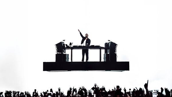 DAVID GUETTA & HYPATON & BONNIE TYLER - Together