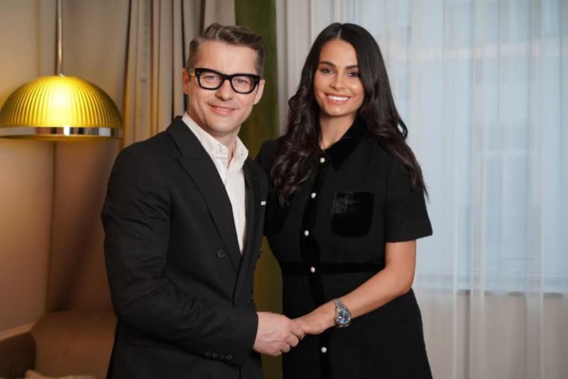 Anca Serea și Adi Sînă, dați în judecată de asociația de proprietari