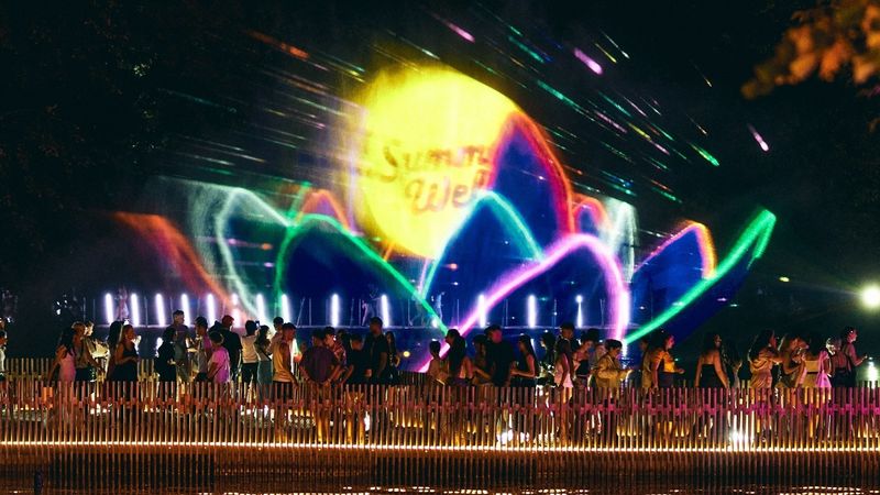 Ce faci &icirc;n weekendul 9-10 august 2025. Topul evenimentelor care vor avea loc &icirc;n București: Cinema sub stele, Summer Well, Anatolian Food Fest și multe altele pe care nu trebuie să le ratezi
