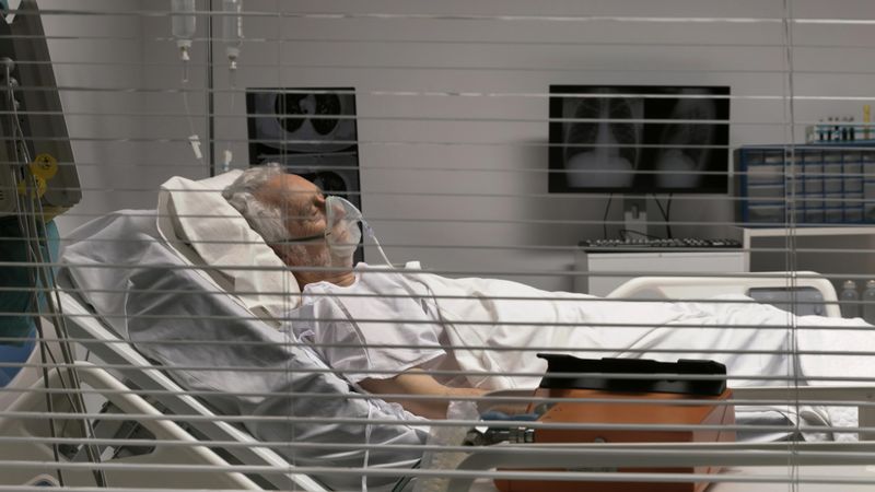 Motivul pentru care un bărbat a ajuns la spital cu halucinații și paranoia. Medicii, șocați de ce au descoperit. Ce i s-a &icirc;nt&acirc;mplat și cum a fost salvat &icirc;n ultima clipă&nbsp;