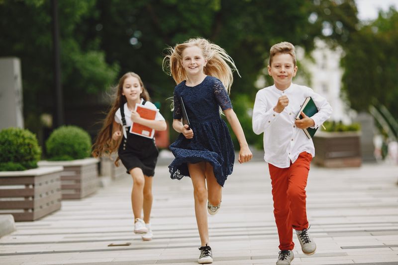 Vezi când începe școala anul acesta. Structura anului școlar 2025-2026