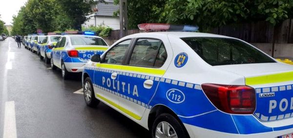 Imagini terifiante! Capetele a şase bărbaţi, găsite pe o şosea langa o pătură cu un mesaj de avertizare adresat bandelor rivale
