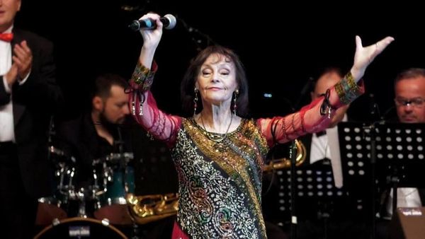 Marina Voica, dezamăgită de organizatorii Festivalului Mamaia: &bdquo;Nu se mai &icirc;nțelege de ce sunt acolo&rdquo;. Cu ce au supărat-o pe &icirc;ndrăgita interpretă?