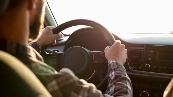 Se scumpește rovinieta de la 1 septembrie 2025! Pentru unele perioade de valabilitate, tarifele aproape că se vor dubla. Ce sume vor fi nevoiți șoferii să achite?