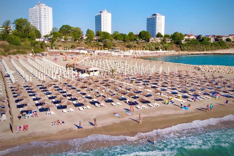 Vezi aici ofertele din cadrul programului Litoralul pentru toți 