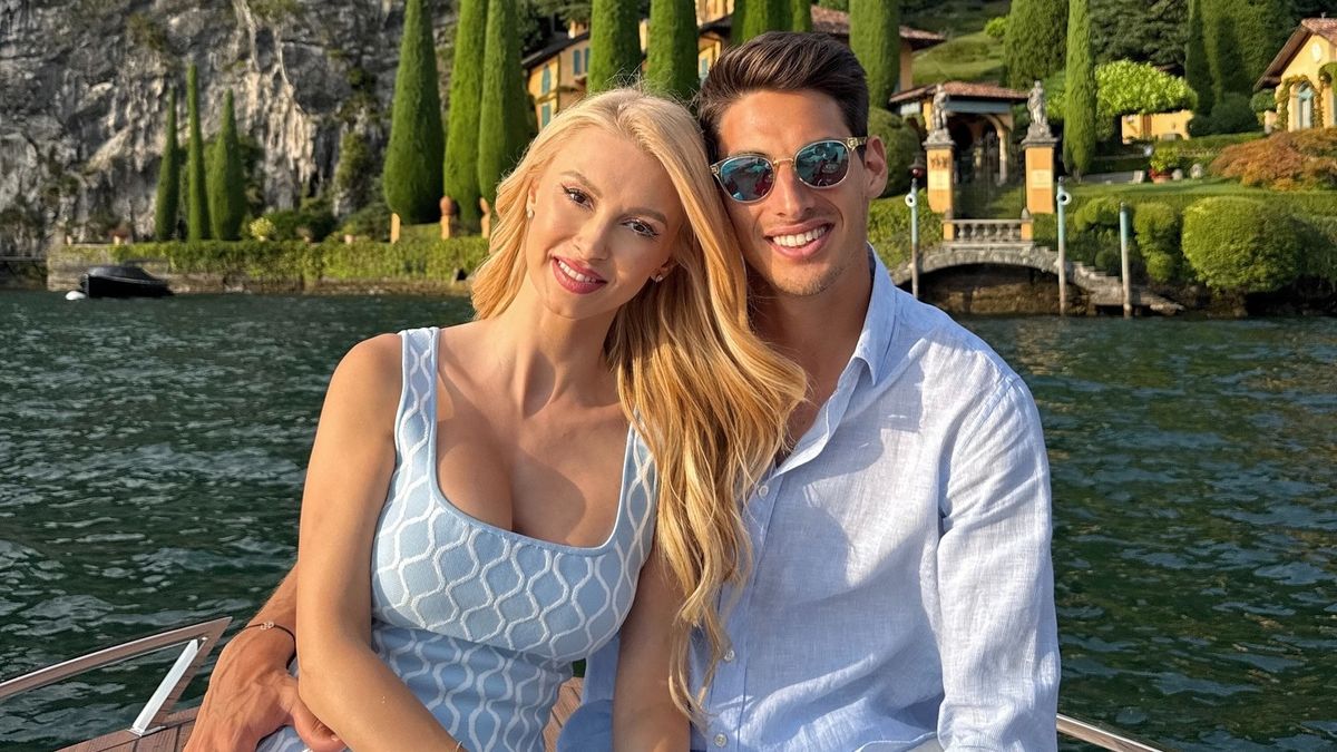 Andreea Bălan și-a găsit fericirea în brațele lui Victor Cornea