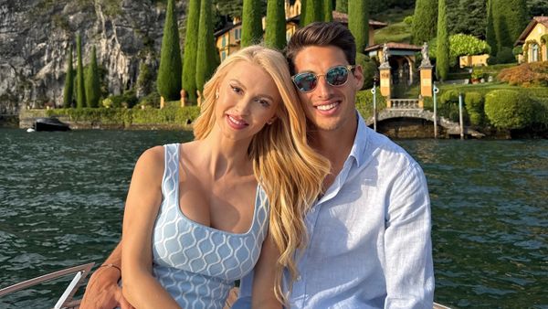 Două victorii și un mesaj care a emoționat internetul. Andreea Bălan, declarație plină de pasiune pentru campionul terenului de tenis  și al inimii ei, Victor Cornea: "2 meciuri c&acirc;știgate azi e o super performanță, iar m&acirc;ine finala și trofeul"&nbsp;