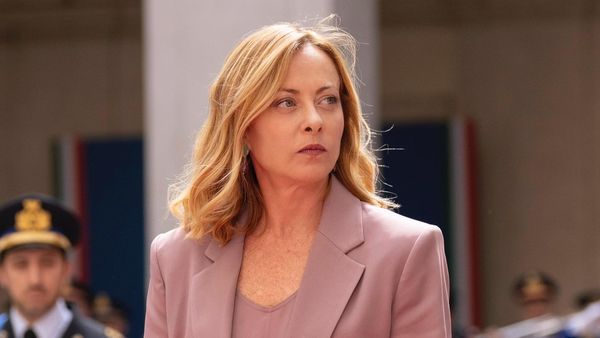 Giorgia Meloni, reacție vehementă după ce mai multe imagini trucate cu ea și alte femei celebre au fost publicate pe un site pentru adulți: „Sunt dezgustată de ceea ce s-a întâmplat”