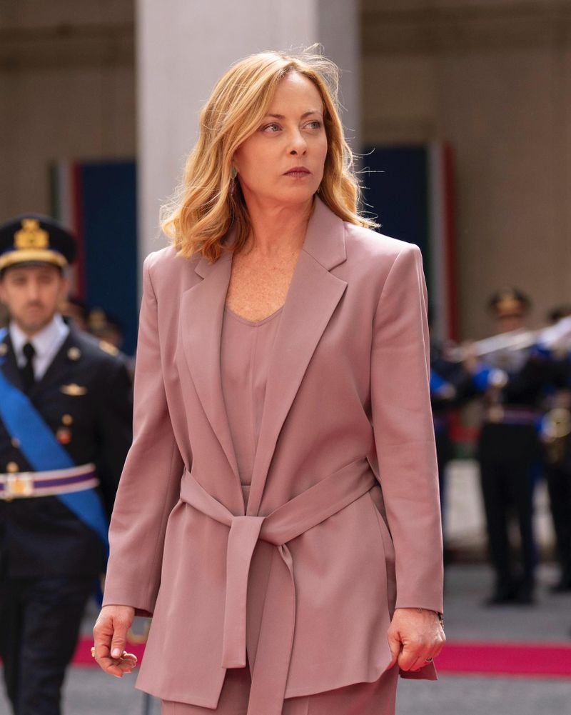 Imagini trucate cu Giorgia Meloni și sora ei au fost publicate pe un site pentru adulți 