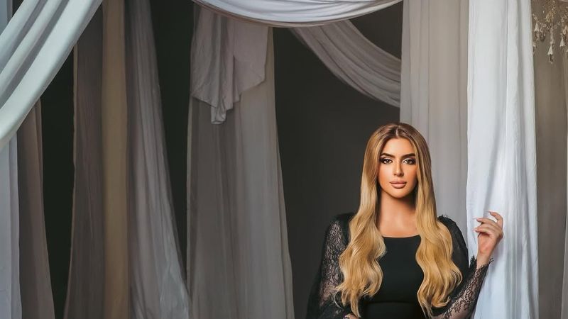 Cine este și cu ce se ocupă prințesa Sheikha Mahra, logodnica lui French Montana? Tatăl ei este șeic și are 26 de copii. Ce inel spectaculos i-a oferit celebrul rapper?