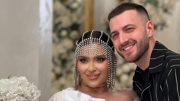 Oana Radu, detalii despre nunta de la malul mării: &bdquo;Ceremonia este &icirc;n Mamaia pe plaja Azimuth&hellip;&rdquo;. Artista se căsătorește cu alesul inimii ei, Șerban Balaban