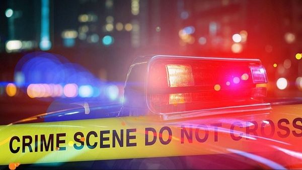 Noi informații despre crima din Prahova care a cutremurat comunitatea. Ce se &icirc;nt&acirc;mplă cu bărbatul care şi-a ucis cu brutalitate amanta? A bătut-o &icirc;n mijlocul străzii, apoi a lovit-o cu mașina. NU l-au oprit țipetele femeii