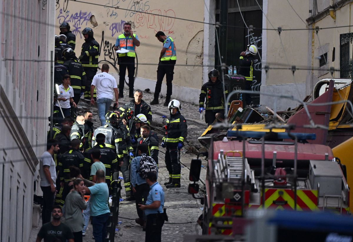 Funicularul Gloria deraiat la Lisabona