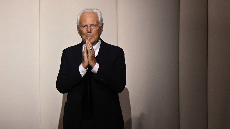 Giorgio Armani  a murit la v&acirc;rsta de 91 de ani