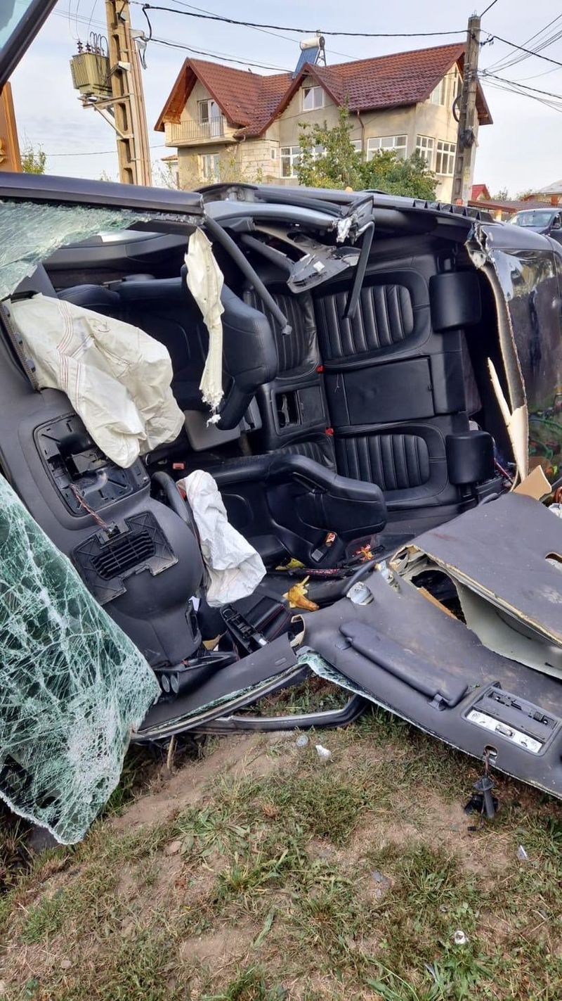 Un accident cumplit a avut loc la Budeasa! Doi tineri au murit pe loc