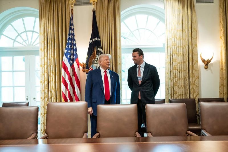 Charlie Kirk, împușcat mortal 