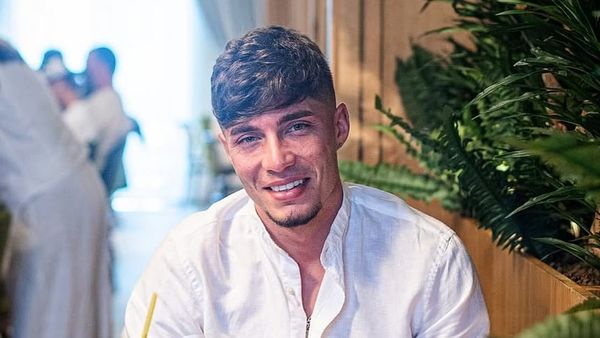 Ce ascunde, de fapt, Dorobanțu? Mesajul criptic care a pus pe jar susținătorii concurentului din Casa Iubirii. INCREDIBIL ce a avut curajul să spună! Este lovitura pe care nu o aștepta nimeni