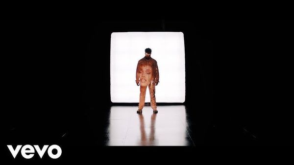 VIDEOCLIP: Calum Scott, Whitney Houston - I Wanna Dance With Somebody (Who Loves Me)