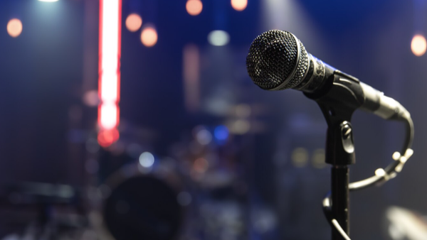 Breaking news: A murit un NUME URIAȘ al muzicii. Fanii sunt sfâșiați de durere: "Nu îmi vine să cred! Ai venit să cânți în cadrul emisiunii mele, erai plin de emoții, un om blând și cu un caracter frumos..Off"