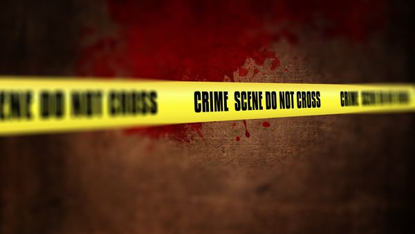 Detalii cutremurătoare despre drama adolescentei de 17 ani găsită spânzurată. Nimeni nu și-a dat seama ce ascundea în suflet: "A fost colegă cu fiica mea. Am fost la poliție, iar directorul școlii a zis că rezolvă și nu se mai întâmplă, dar am mutat fata