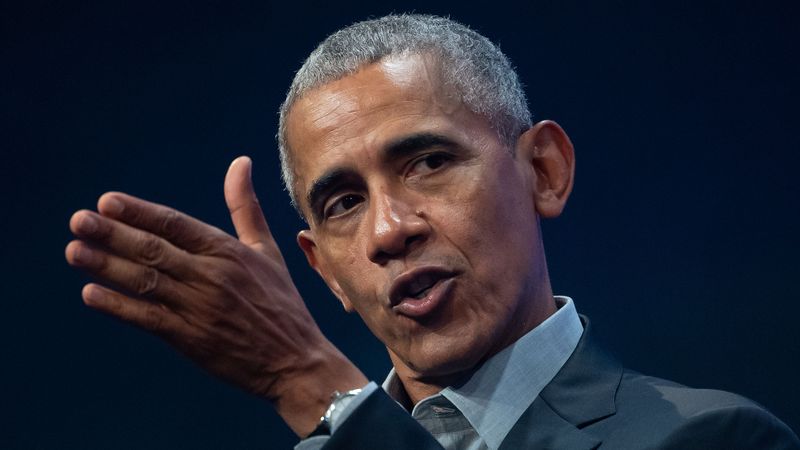 Reactia lui Barack Obama dupa ce Trump a indemnat femeile sa nu mai ia paracetamol in sarcina
