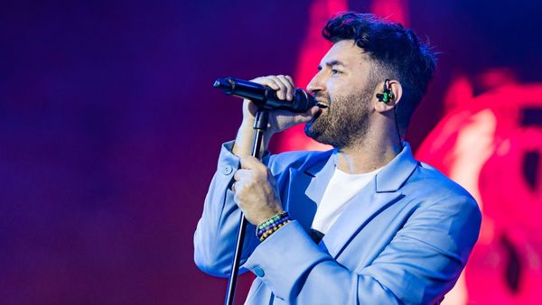 Smiley aduce Armonie, experiența hyperreal de pop-simfonic, cu sunet imersiv de ultimă generație, unic &icirc;n Rom&acirc;nia